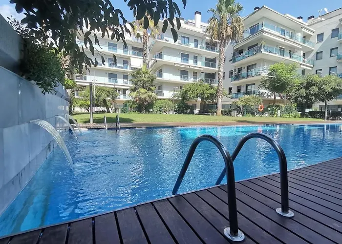 Precioso Apartamento 4 Habitaciones Con Piscina Y Gym